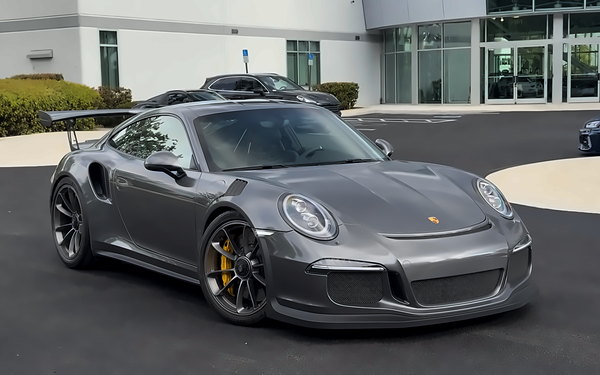 Porsche 991.1 GT3 RS in Grau