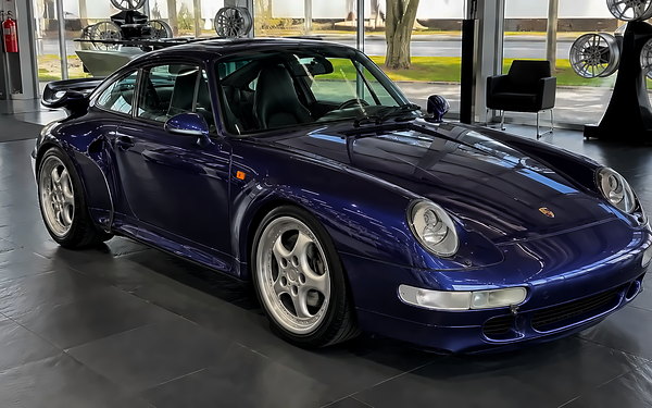 Porsche 993 Turbo in Blau